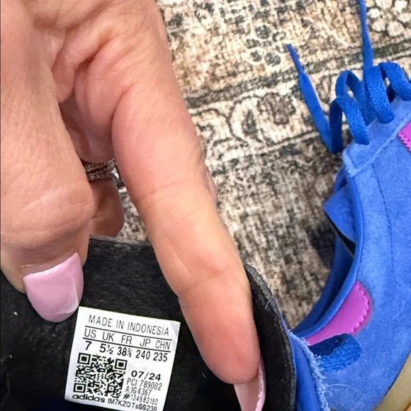 adidas Blue Suede Sneakers with Pink Stripes - Picture 5 of 5